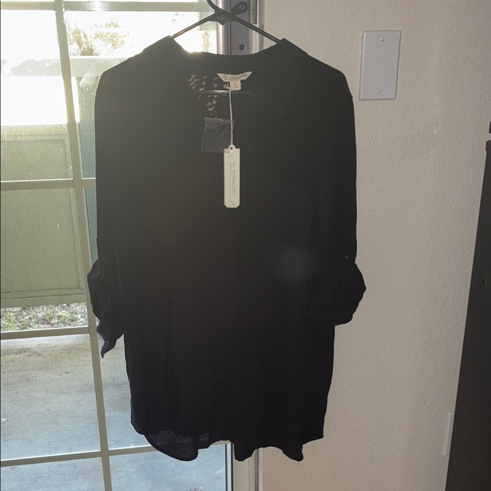 Papermoon Black Button-Down Roll-Sleeve Blouse